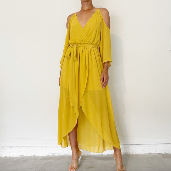 Mustard yellow ruffle shoulderless maxi dress - Picture 6 of 7